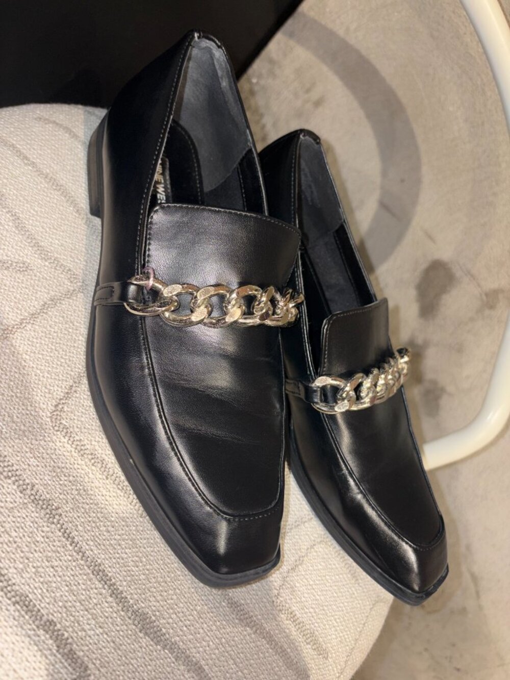 Vintage Nine West Black Leather Loafers with Chain 7